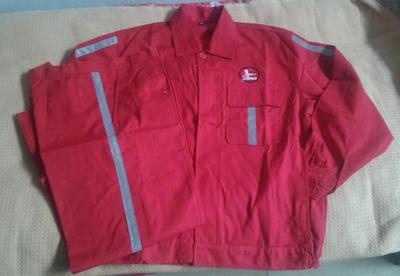 定做 全棉大紅 勞保工作服 反光服 石油工裝圖片_高清圖_細節(jié)圖-磁縣俊龍勞保服裝經(jīng)銷處